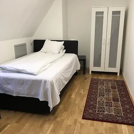 Alholmvej Apartman *